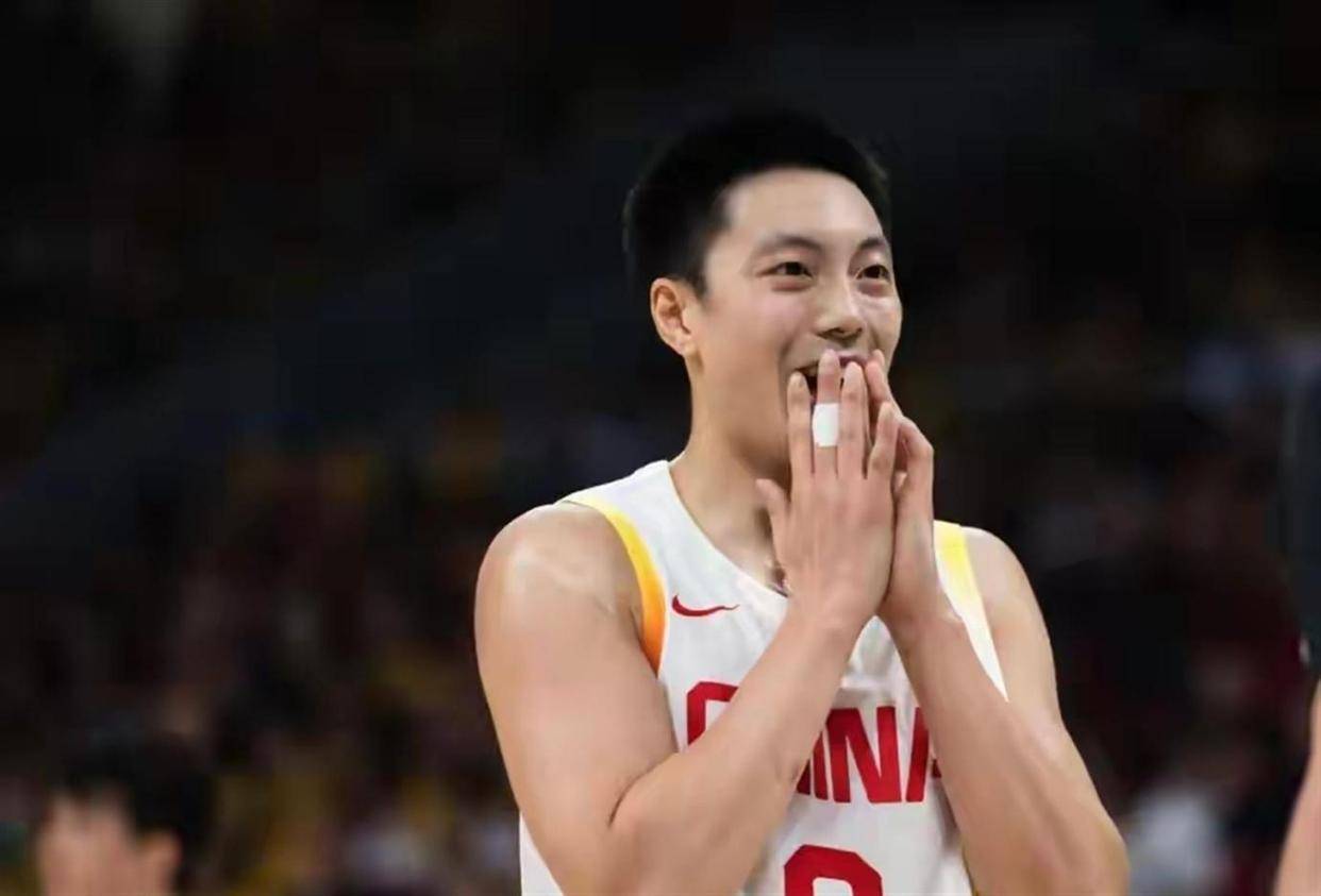 C7-今晚CBA常规赛传出新动向，深圳男篮篮板制胜，管理层表态：气氛紧张，资深球员宣示担当的简单介绍